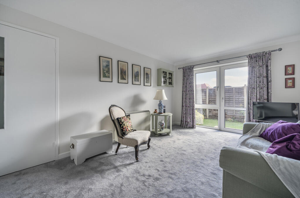 1332462-4-688c802...