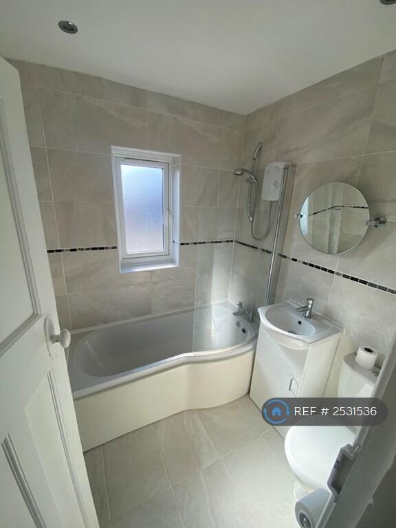 Upstairs Bathroom