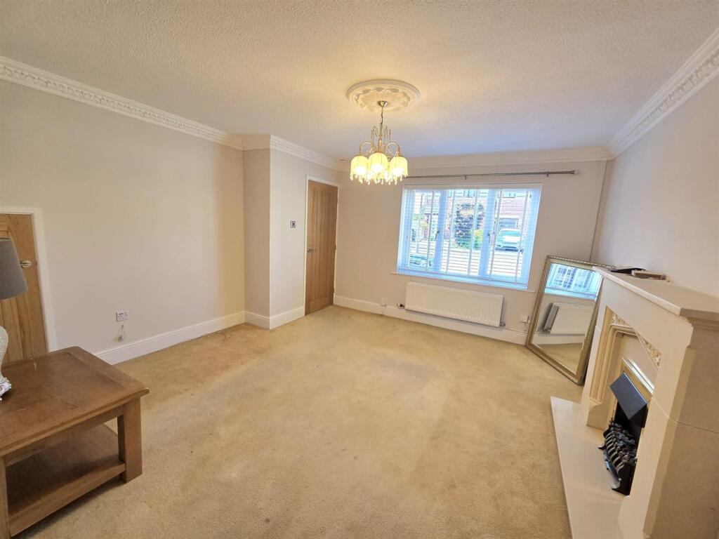 WhatsApp Image 2025-07-10 at 15.18.47 (1).jpeg