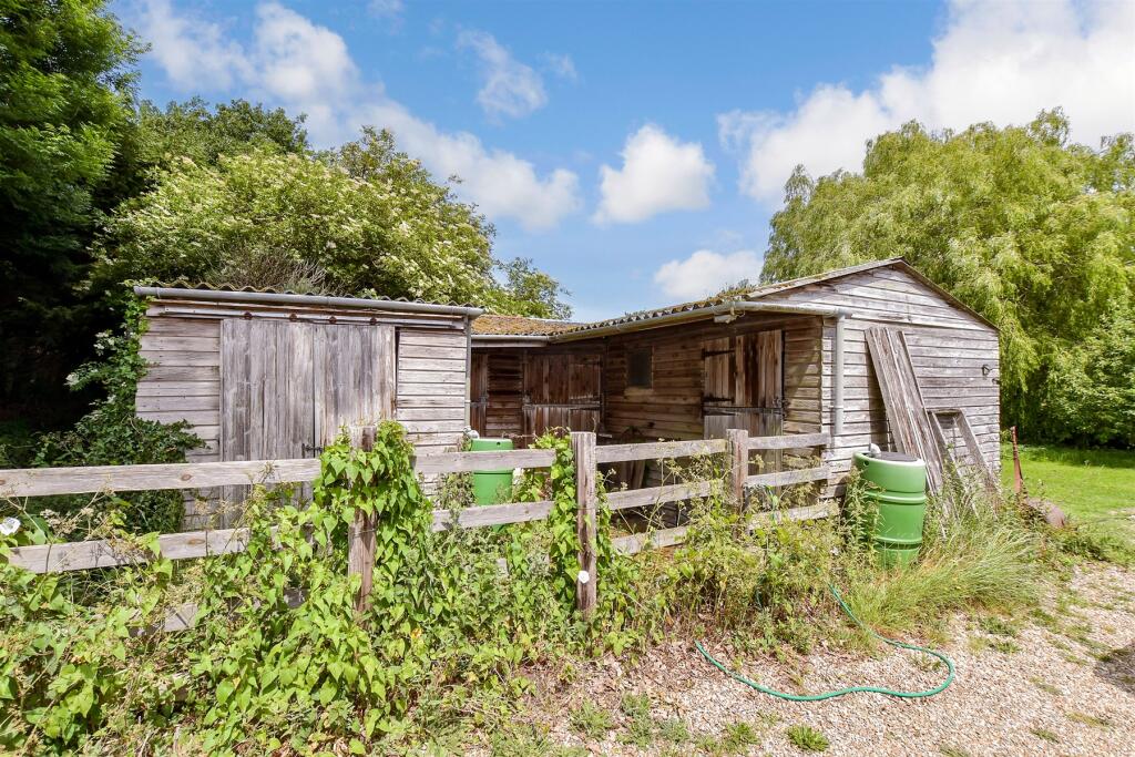 Workshop/Outbuildings