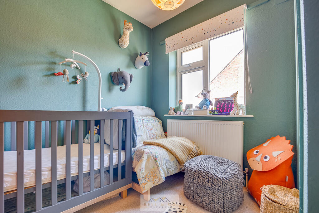 Bedroom 3..1