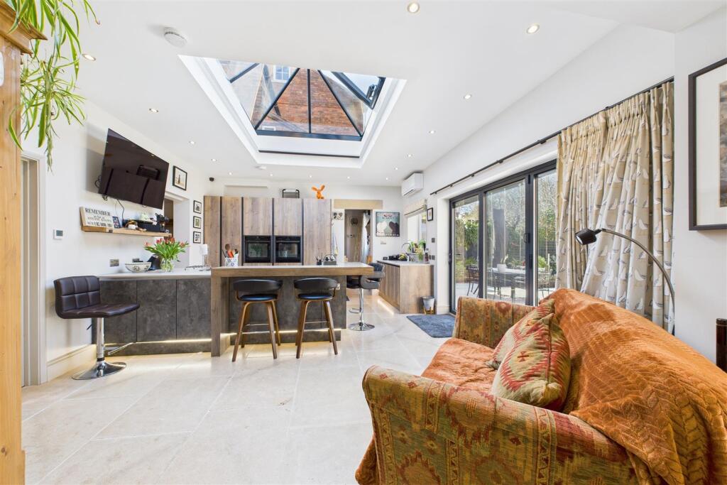 Open Plan Living Kitchen Diner