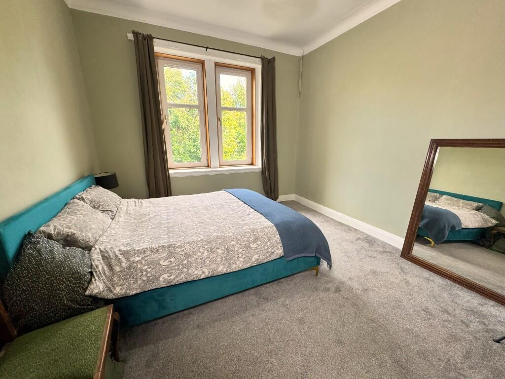 Bedroom 2 (2)