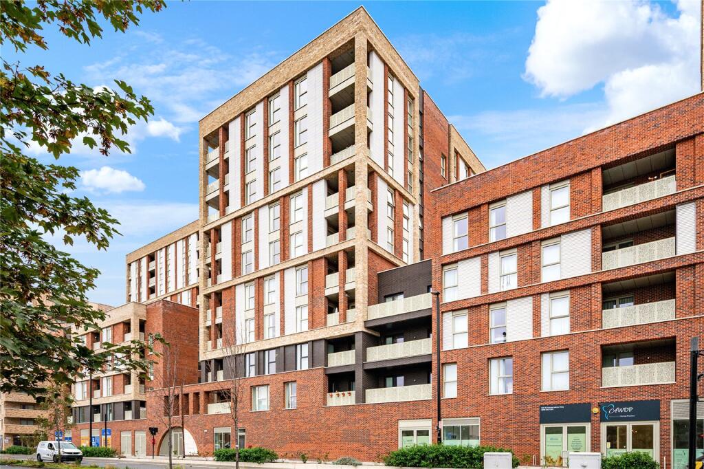 Crane Court
