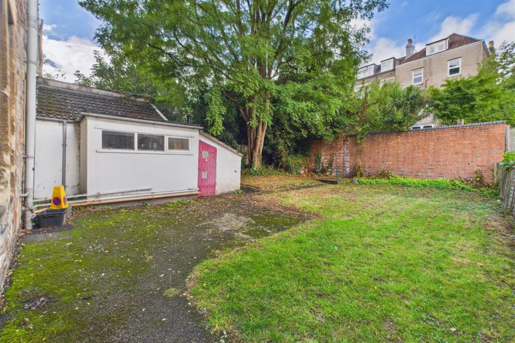 121 Redland Road, Redland, Bristol, BS6 6QX | Free