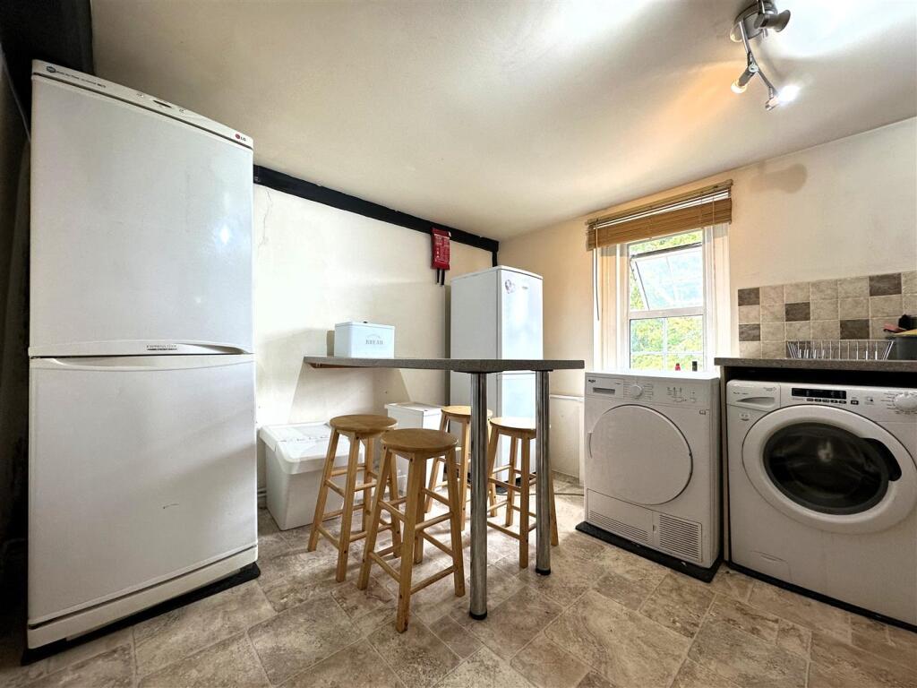 Kitchen I.jpg