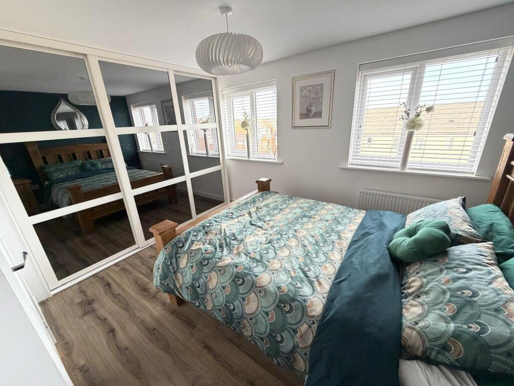 BEDROOM TWO