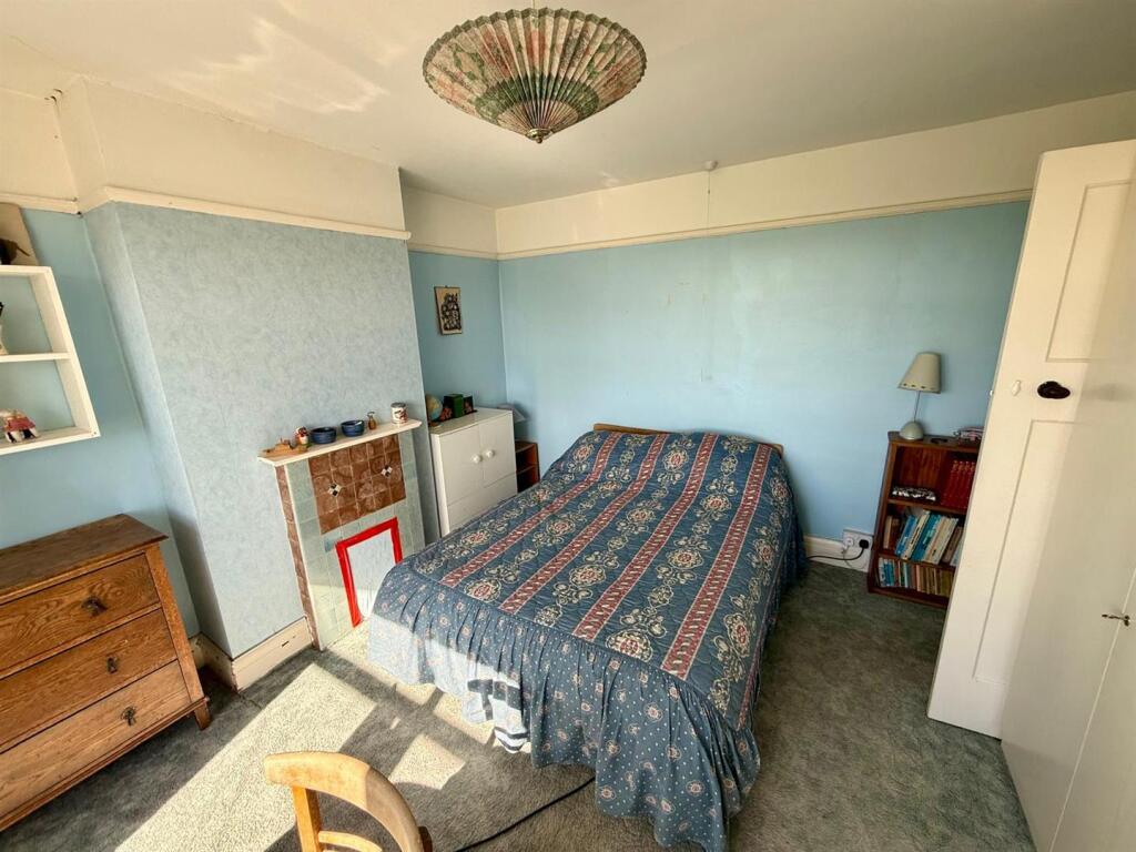 WhatsApp Image 2025-09-29 at 23.28.39_2070c539.jpg