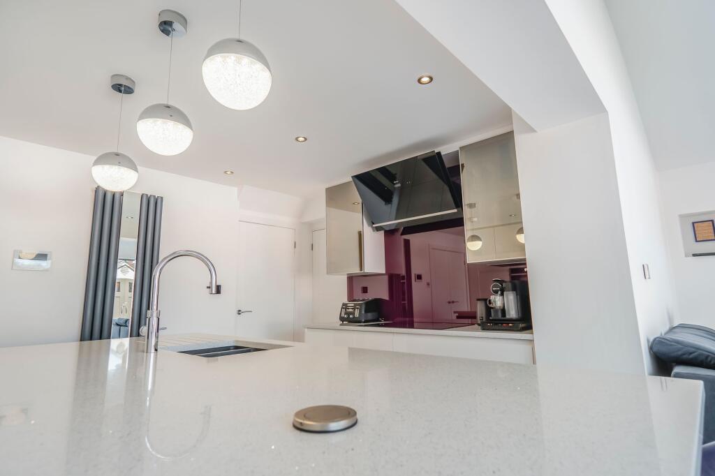 Open plan Kitchen and dining room