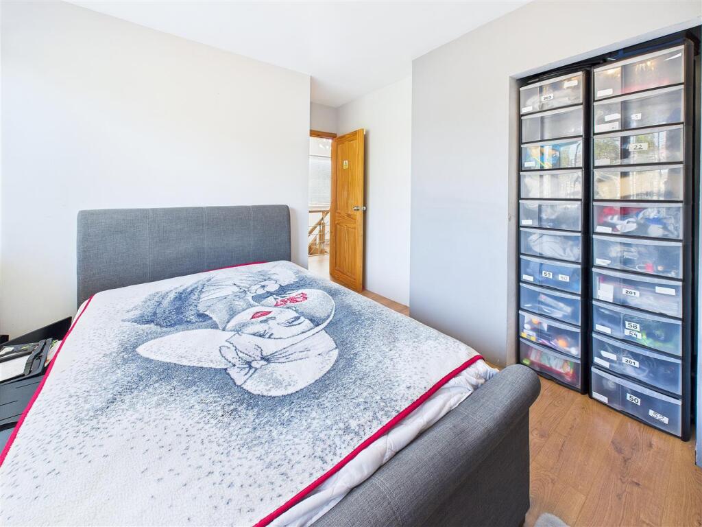 Empire Road, Burton Upon Trent (29).jpg