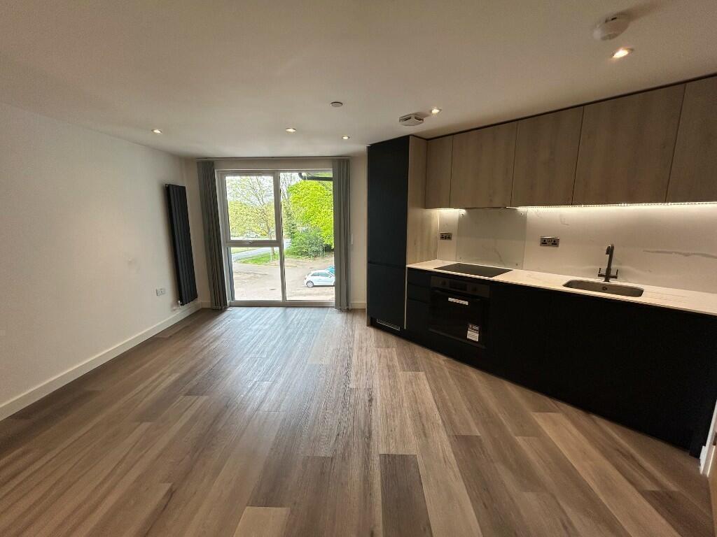 Green Lane, Bagshot, Surrey, GU19