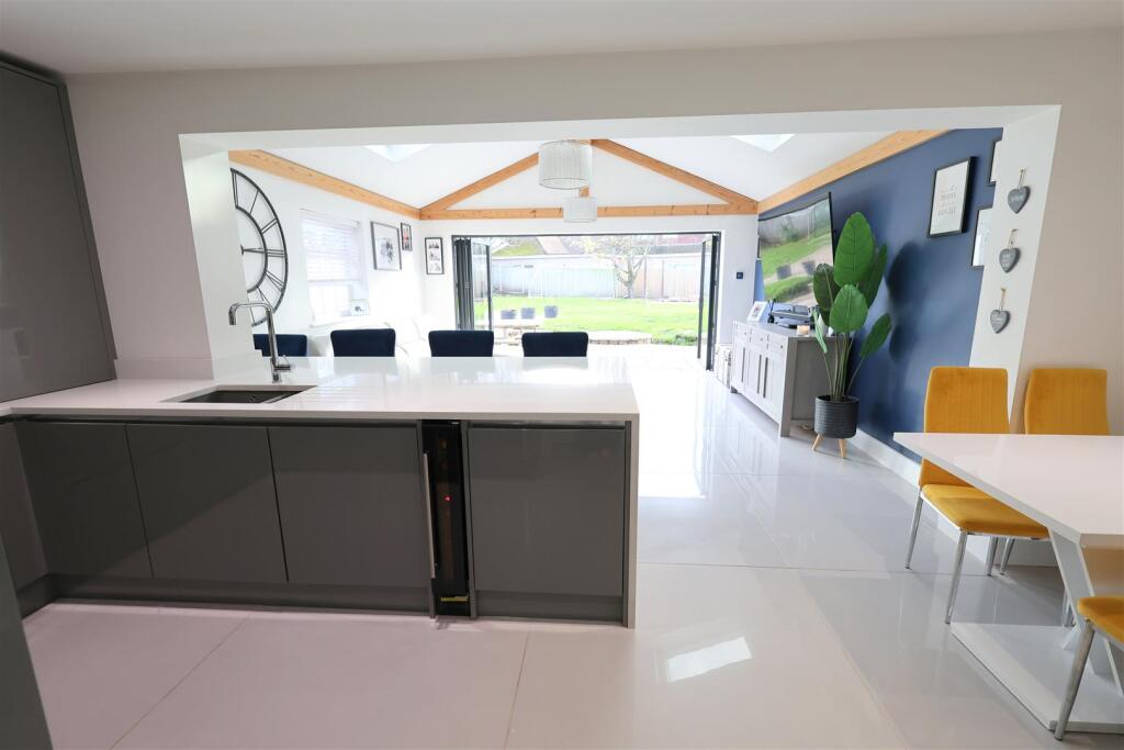 FC Kitchen Family Room ii.JPG