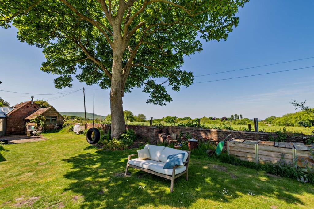 Gardens/View