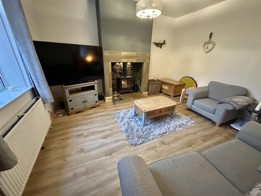 lounge2.jpg