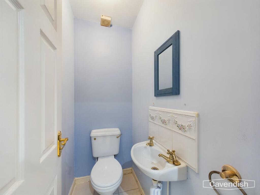 SEPARATE WC