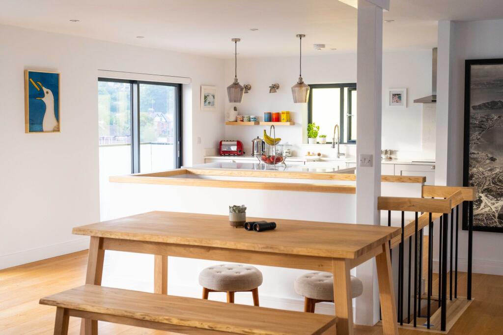 Dining Area to Kitchen