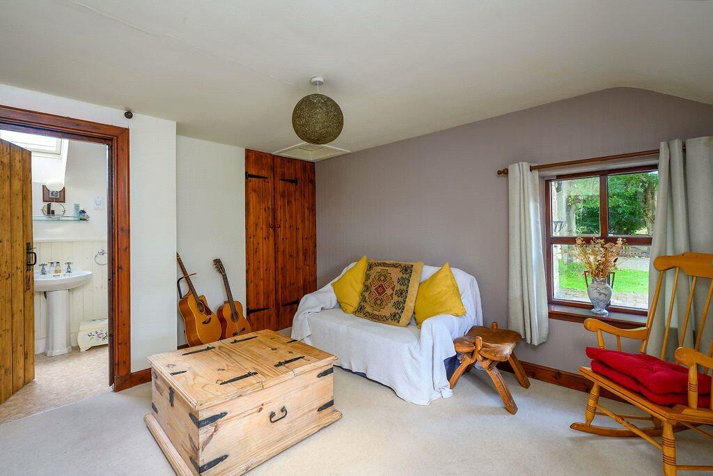 Bedroom 4/Snug