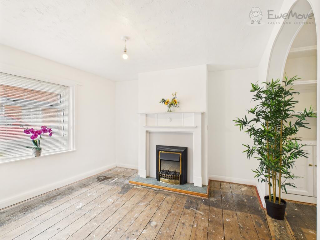 CAM03640G0-PR0055-STILL023