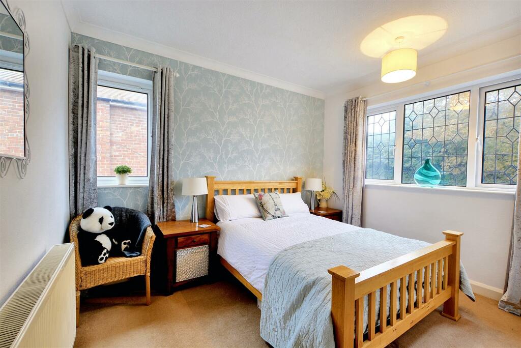 Bedroom 2_1.jpeg
