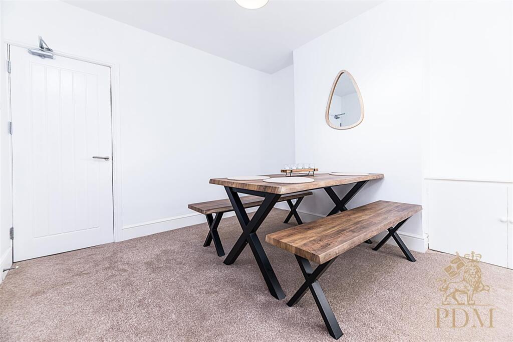 26 Chippendale Lenton Nottingham NG7 1HB