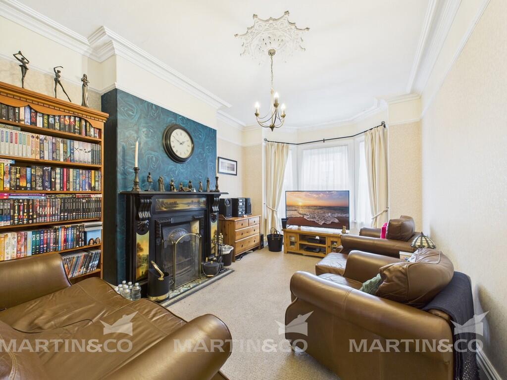 CAM02406G0-PR0520...