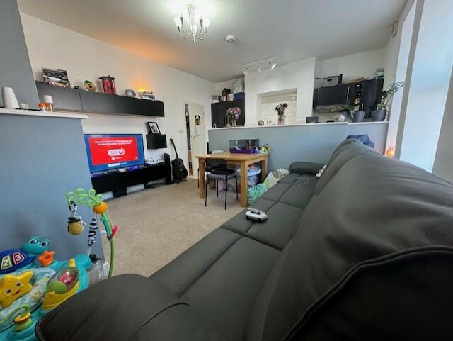 Kitchen / Living Room