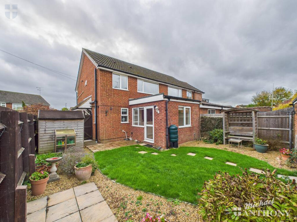 CAM03218G0-PR0819-STILL001-thumbnail-h750-70