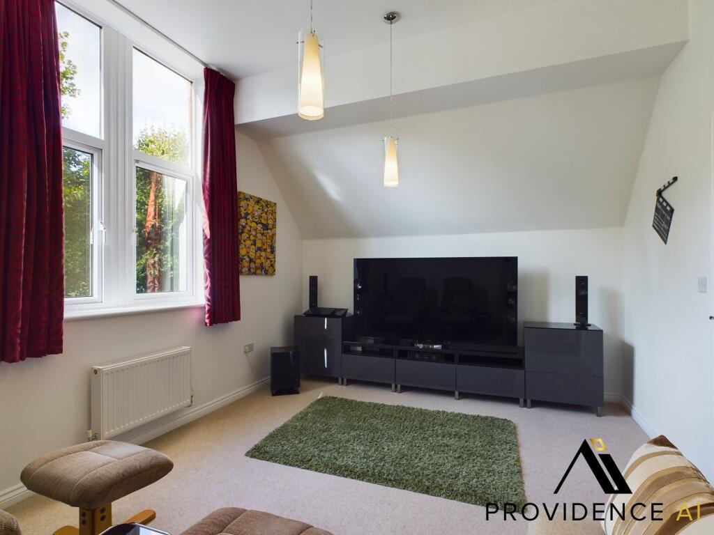 Bedroom 5/Cinema Room