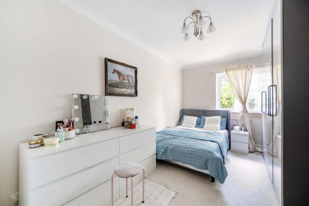 Davidson Frost-Wellings, DFW, Bartholomew Court, E