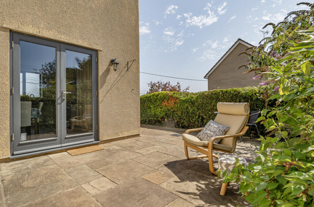 1335337-5-689b953...