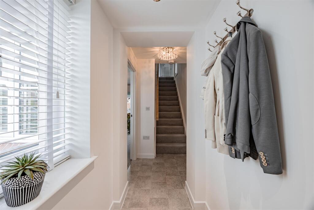 63 Wells Ave-20.jpg
