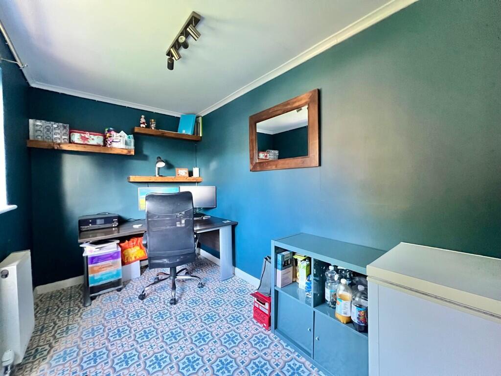 IMG-20251120-WA00...