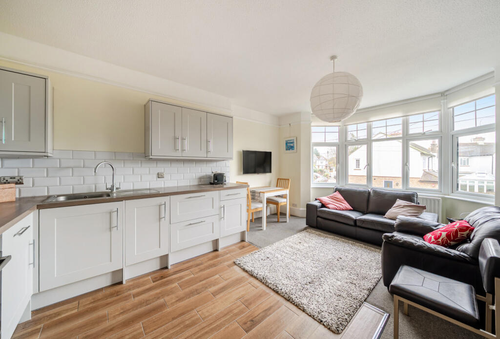 1384137-7-69248f6...