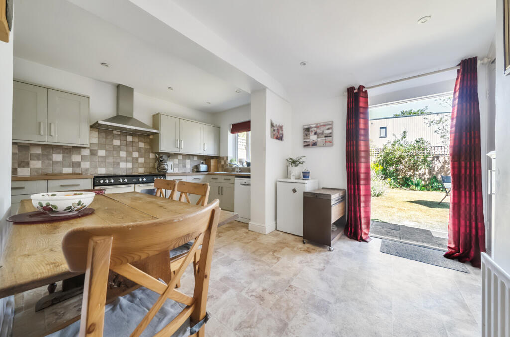 1321339-1-686f930...