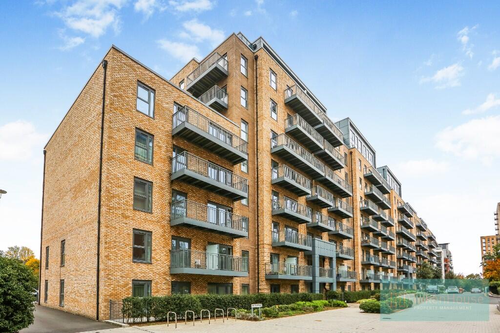 Beaufort Square, London, NW9