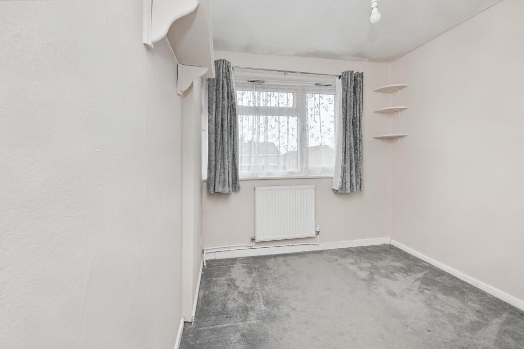 5 Milton Dene, Hemel Hempstead HP2 7PE