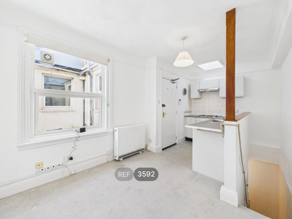 Kitchen / Living area