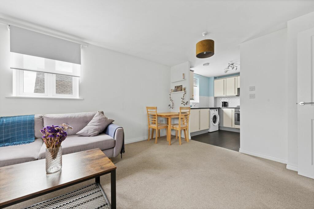 Living/Kitchen