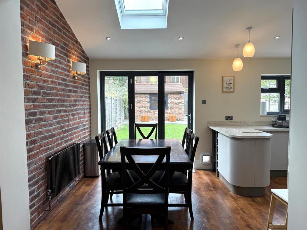 PHOTO-2025-08-21-20-23-40 (6).jpg