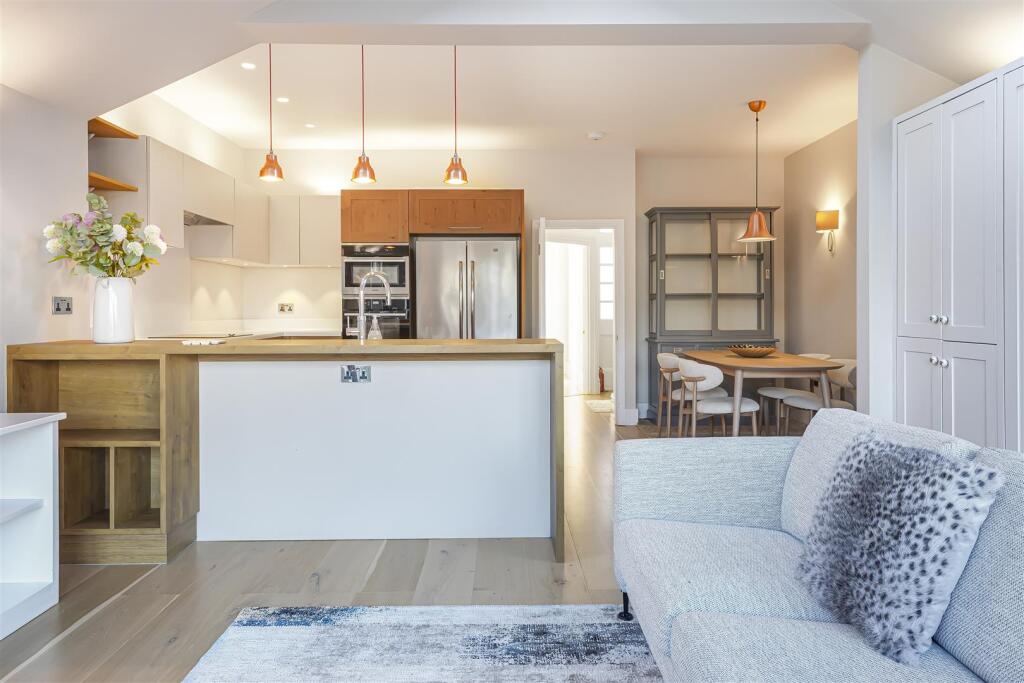 Open Plan Kitchen &amp; Living