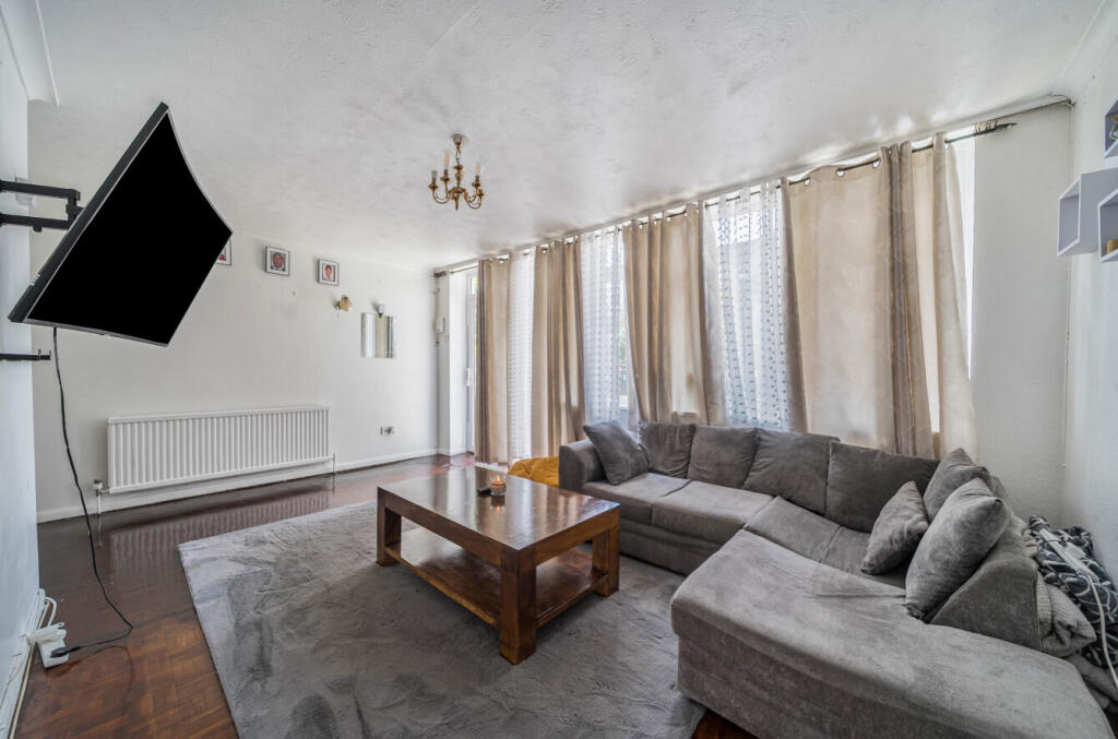 1344959-18-68adb5...