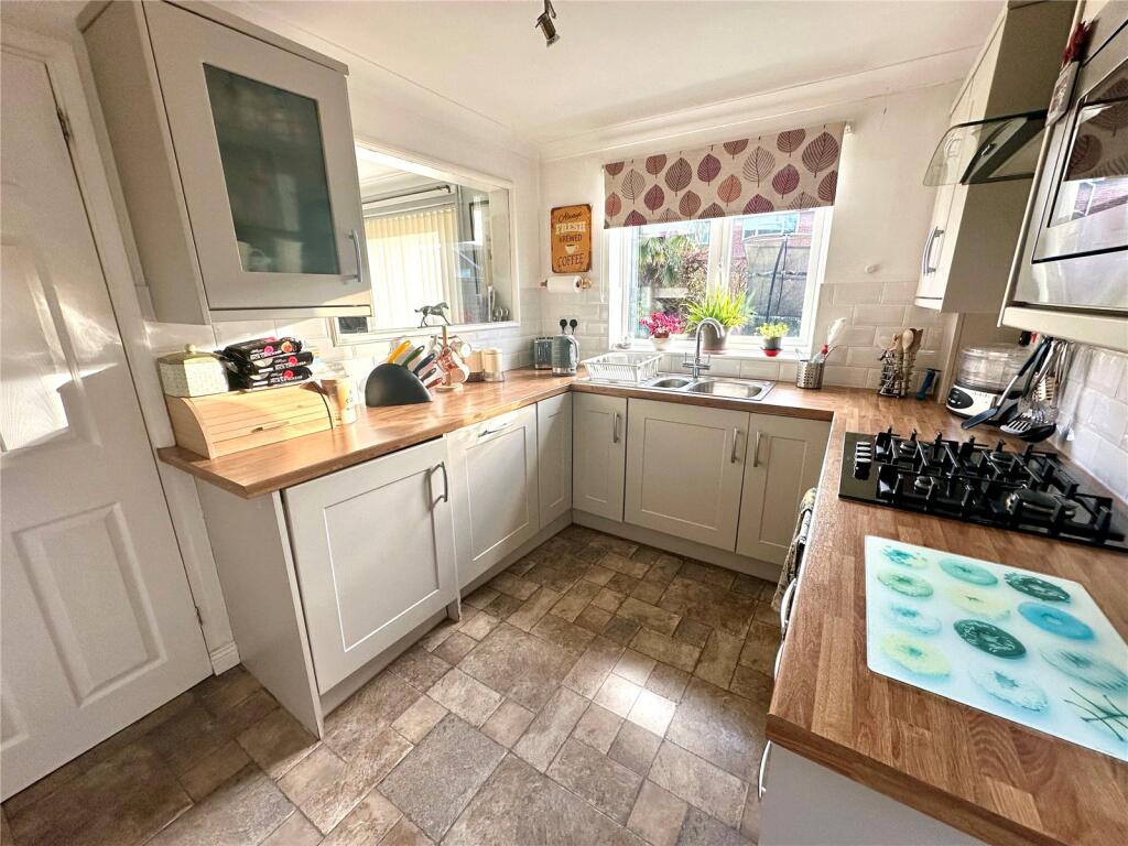 Drake Close, Ringwood, Hampshire, BH24