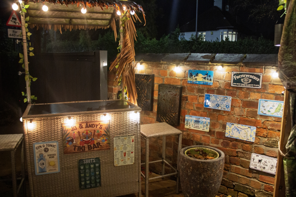 EweMove Spalding - Pinchbeck Rd - Garden bar