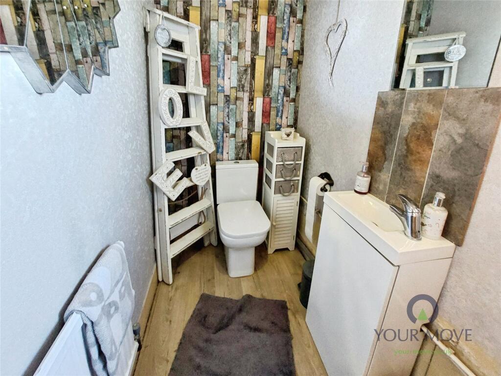 Guest Cloakroom