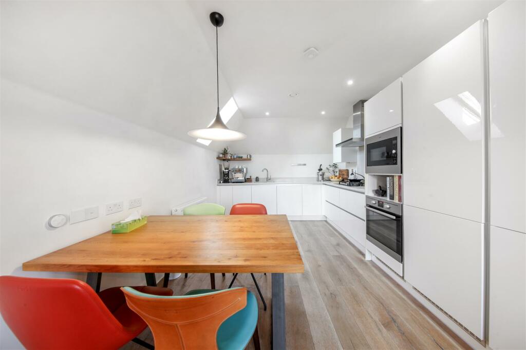 Flat 11, 1 Guardhouse Way - benfEC0QNoG9L9WlXF6w.j