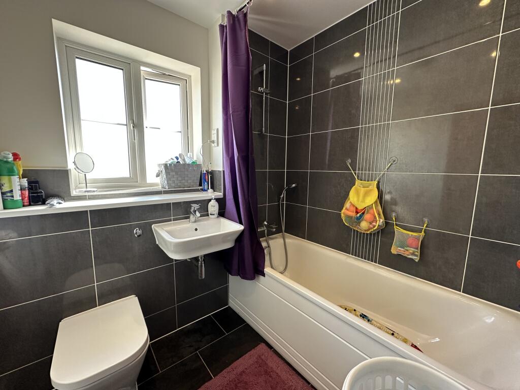 Photo 03-04-2025, 14 01 45