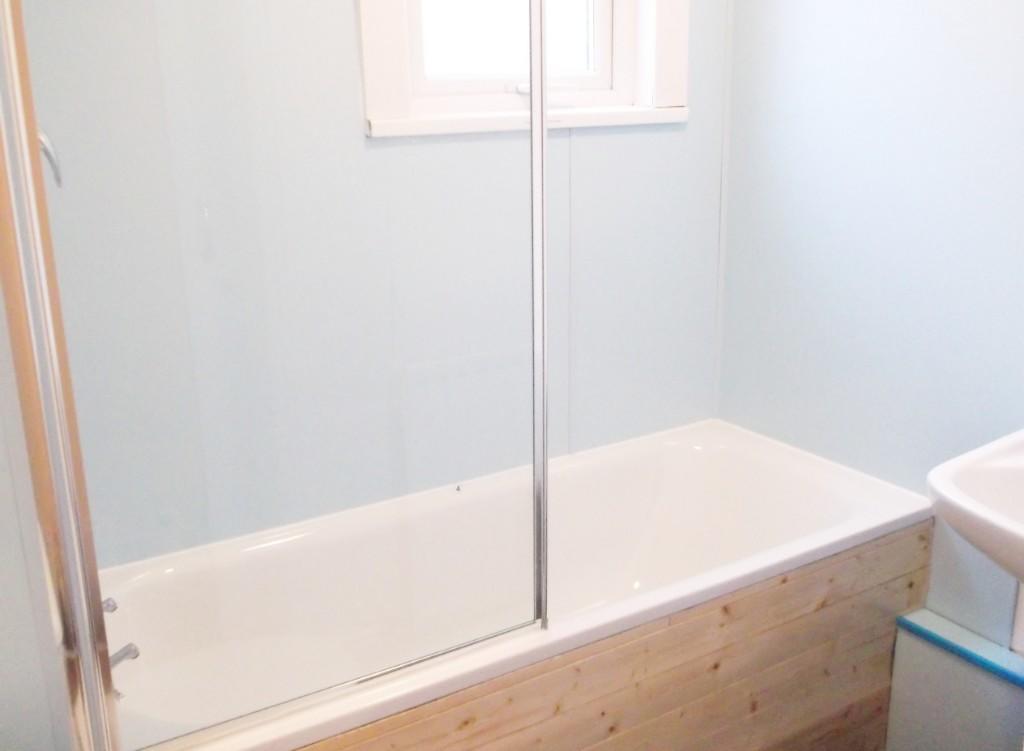 Bathroom 1 of 3