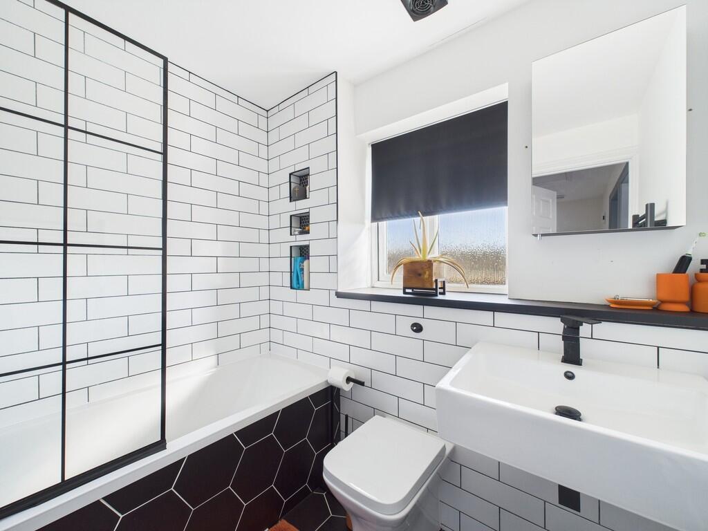 CAM02089G0-PR0426...