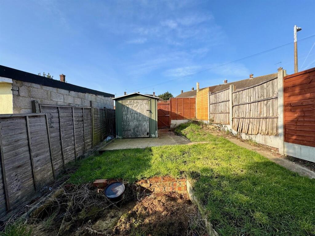 Garden 1.jpg
