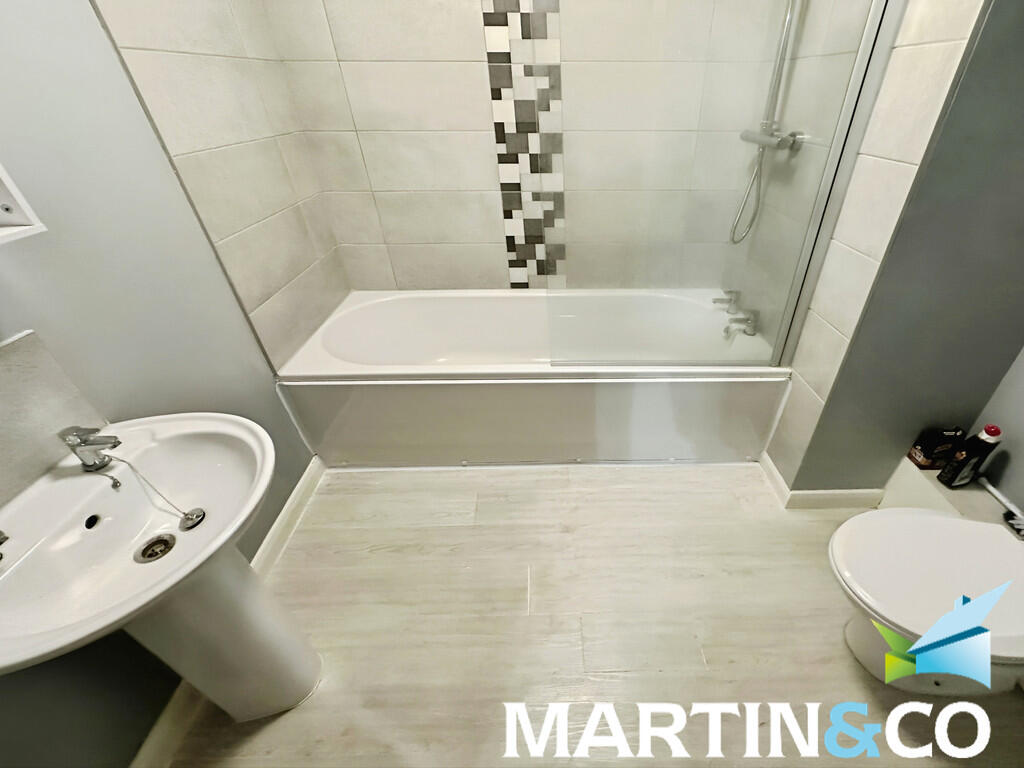 b1862f83-IMG-2025...